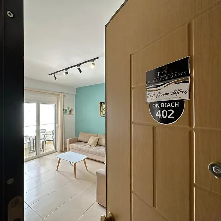 Apartment Trea - On Private With Sunbed & Umbrella Vlore