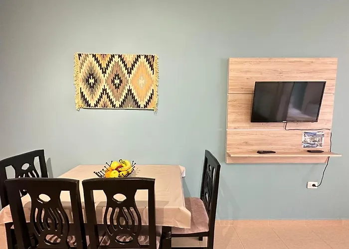 Trea - On Private With Sunbed & Umbrella *