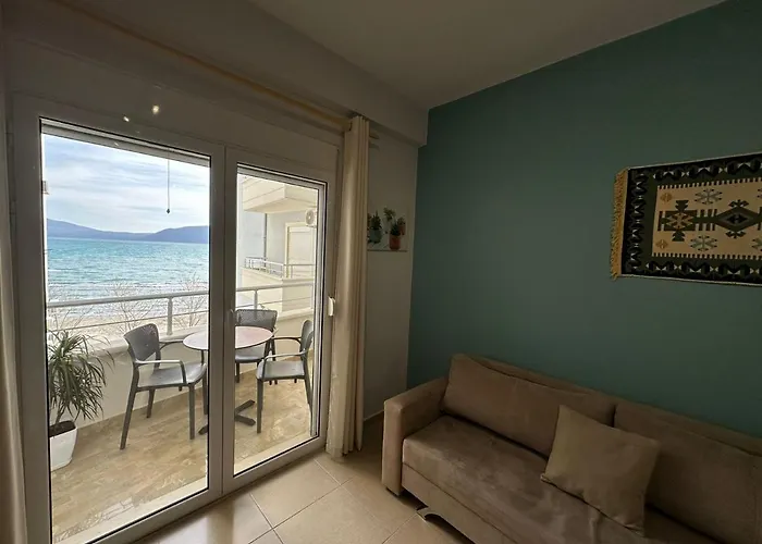 Trea - On Private With Sunbed & Umbrella Appartamento *