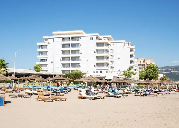 Appartamento Trea - On Private With Sunbed & Umbrella *